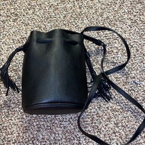 Black shoulder bag